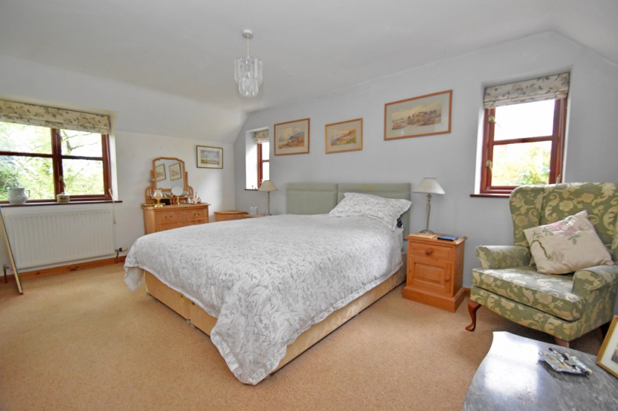 Images for Hithercroft, South Moreton