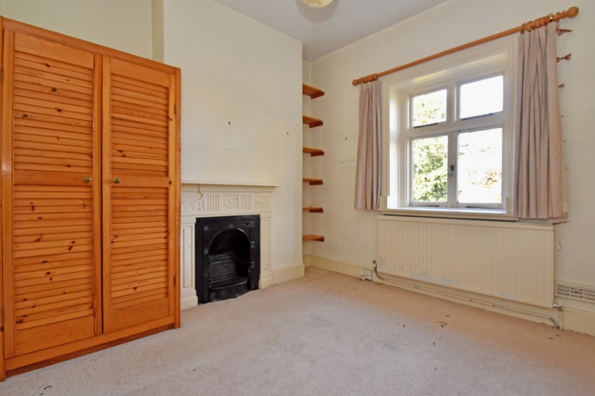 Images for 2, Reading Road, Wallingford